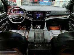 Jeep Grand Wagoneer